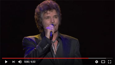 GINO VANNELLI Living inside myself