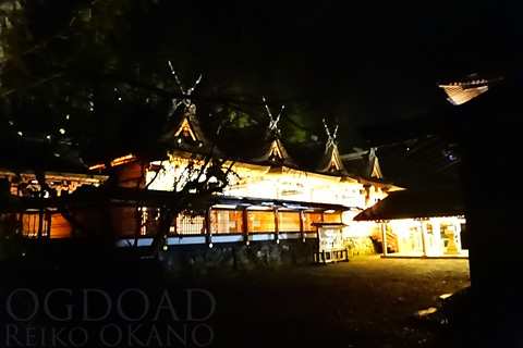 丹生都比売神社ライトアップ